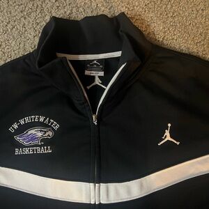 RARE Nike Air Jordan UW-Whitewater Basketball Team Elite Jacket top Wisconsin PE